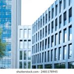 探索年龄差异在动漫中的表现与影响 f7kq0f6cs